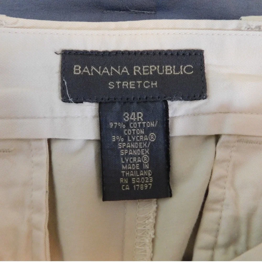 Banana Republic Stretch Chino Pants Mens 34R Khaki Tan Straight Leg Cotton Lycra